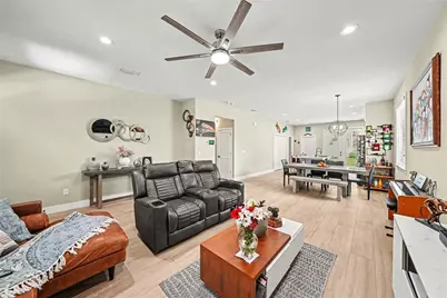 701 E Hollywood Street, Tampa, FL 33604 - Photo 7