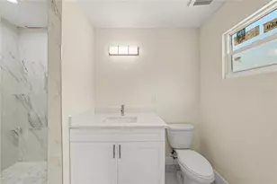 701 E Hollywood St, Tampa, FL 33604 - Photo 25