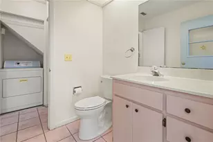 15304 Morning Dr, Lutz, FL 33559 - Photo 13