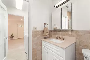 725 61st St N, Saint Petersburg, FL 33710 - Photo 25
