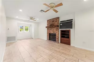 725 61st St N, Saint Petersburg, FL 33710 - Photo 33