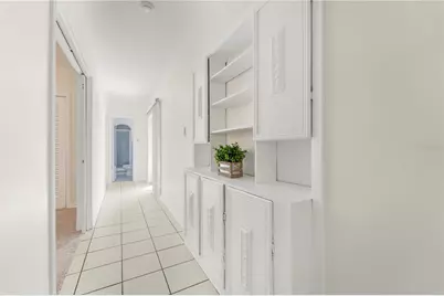 725 61st Street N, Saint Petersburg, FL 33710 - Photo 17
