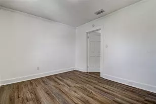 212 48th St N, Saint Petersburg, FL 33713 - Photo 23