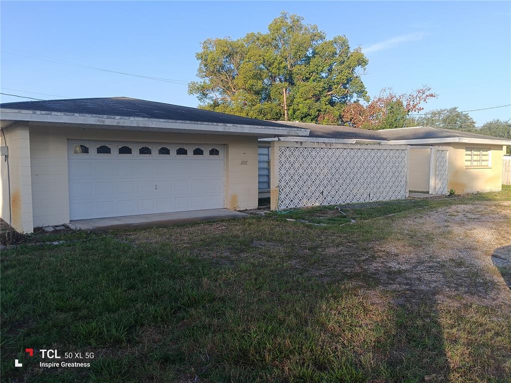 1207 Parker Pointe Ln - 1207 Parker Pointe Ln, Lakeland, FL 33805 Luxury Property | Jose Angel Pina