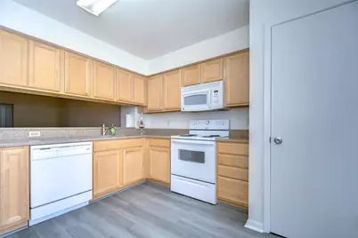 13937 Fletchers Mill Drive, Tampa, FL 33613 - Photo 11