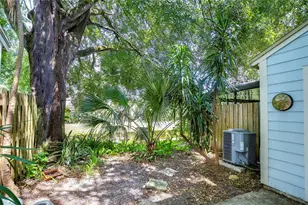 13937 Fletchers Mill Dr, Tampa, FL 33613 - Photo 37