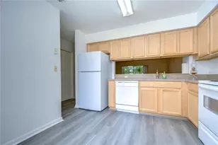 13937 Fletchers Mill Dr, Tampa, FL 33613 - Photo 9