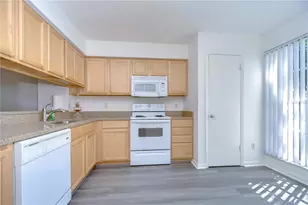 13937 Fletchers Mill Dr, Tampa, FL 33613 - Photo 13