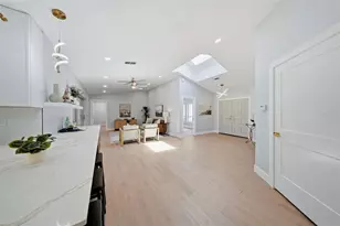 4301 Marine Pkwy, New Port Richey, FL 34652 - Photo 17