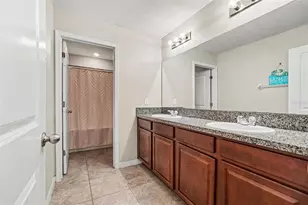 10022 Carloway Hills Dr, Wimauma, FL 33598 - Photo 21