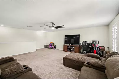 10022 Carloway Hills Drive, Wimauma, FL 33598 - Photo 11