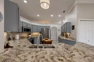5204 Green Forest Ct, Tampa, FL 33647 - Photo 17