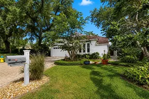 5204 Green Forest Ct, Tampa, FL 33647 - Photo 5