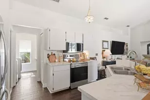970 Valley View Cir, Palm Harbor, FL 34684 - Photo 19