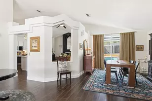 970 Valley View Cir, Palm Harbor, FL 34684 - Photo 7