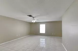 8900 Phyliss Ave, Sarasota, FL 34231 - Photo 11