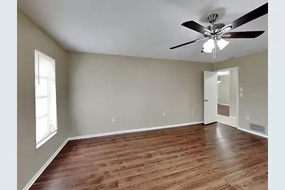 8900 Phyliss Avenue, Sarasota, FL 34231 - Photo 5