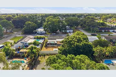 3360 70 Street N, Saint Petersburg, FL 33710 - Photo 41