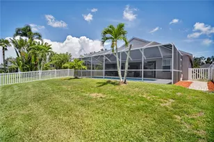 809 Addison Dr NE, Saint Petersburg, FL 33716 - Photo 43