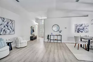 809 Addison Dr NE, Saint Petersburg, FL 33716 - Photo 5