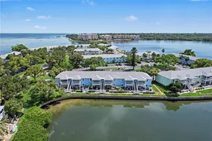 5176 Salmon Dr SE, Saint Petersburg, FL 33705 - Photo 1