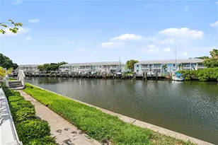 5176 Salmon Dr SE, Saint Petersburg, FL 33705 - Photo 19
