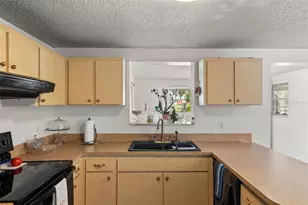 12631 Hobson Simmons Rd, Lithia, FL 33547 - Photo 7