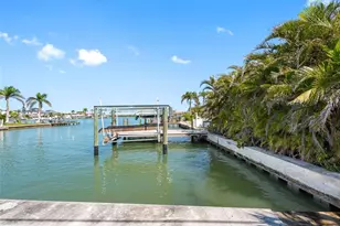 562 Johns Pass Ave, Madeira Beach, FL 33708 - Photo 7