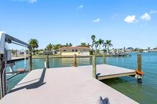 562 Johns Pass Ave, Madeira Beach, FL 33708 - Photo 5