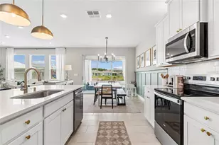 2510 Warren Acres Blvd, Wesley Chapel, FL 33543 - Photo 11