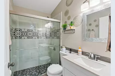 8709 Busch Oaks Street, Tampa, FL 33617 - Photo 13