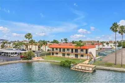 10365 Paradise Boulevard #27, Saint Petersburg, FL 33706 - Photo 7