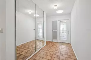 2017 Hampstead Cir, Sun City Center, FL 33573 - Photo 3