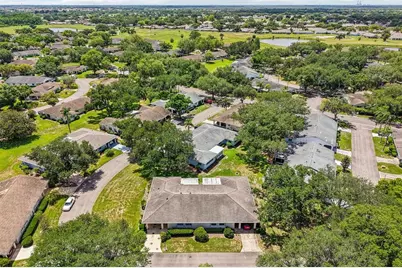 2017 Hampstead Circle, Sun City Center, FL 33573 - Photo 39