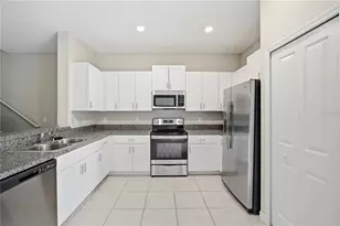 4429 Globe Thistle Dr, Tampa, FL 33619 - Photo 5
