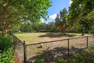 15424 Starling Crossing Dr, Lithia, FL 33547 - Photo 45
