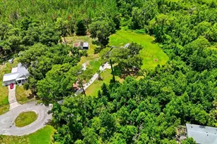 8636 Oakwood Dr, Lakeland, FL 33810 - Photo 5
