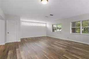2910 W Price Ave, Tampa, FL 33611 - Photo 15
