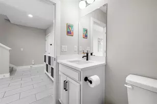 2522 12th Ter N, Saint Petersburg, FL 33713 - Photo 7