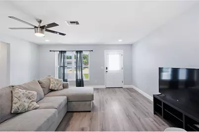 1811 Forest Drive, Oldsmar, FL 34677 - Photo 5