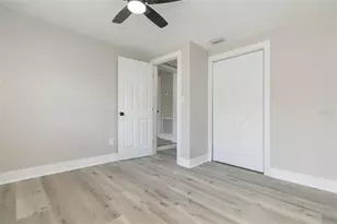 2600 52nd Ave N, Saint Petersburg, FL 33714 - Photo 11