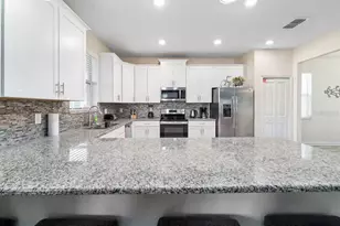 9045 Hazard St, Davenport, FL 33896 - Photo 13