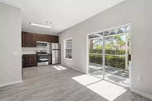 7560 Plantation Cir, Bradenton, FL 34201 - Photo 9