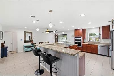 6765 3rd Avenue N, Saint Petersburg, FL 33710 - Photo 5