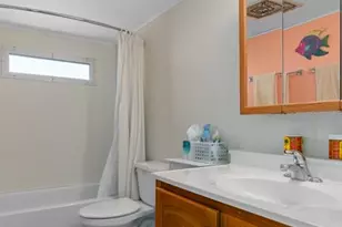 4851 W Gandy Blvd, Tampa, FL 33611 - Photo 25