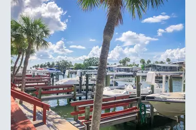4851 W Gandy Boulevard #B9L36, Tampa, FL 33611 - Photo 17