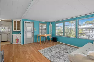 4851 W Gandy Blvd, Tampa, FL 33611 - Photo 23