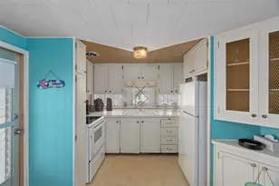 4851 W Gandy Blvd, Tampa, FL 33611 - Photo 17