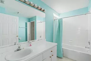 6131 Sand Key Ln, Wesley Chapel, FL 33545 - Photo 9