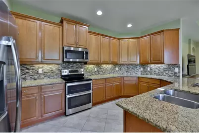 803 Chipper Drive, Sun City Center, FL 33573 - Photo 9